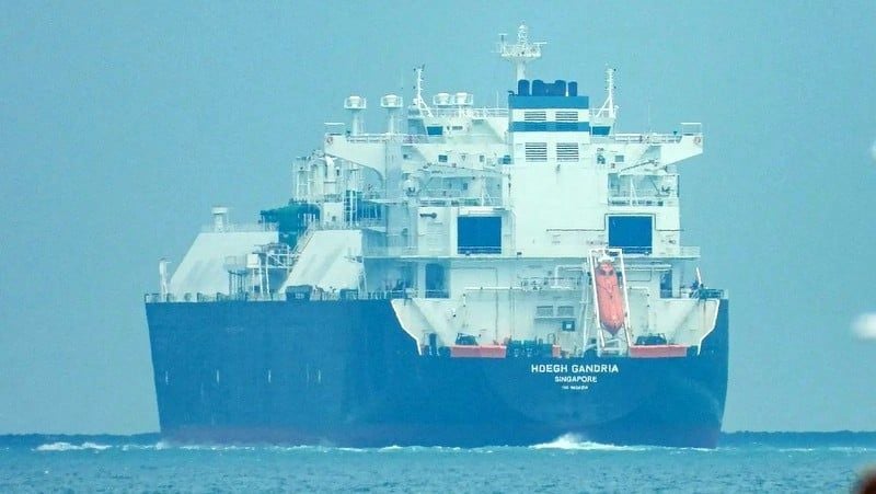 Filipino crewman found hanged on gas tanker off Phuket | News by Thaiger