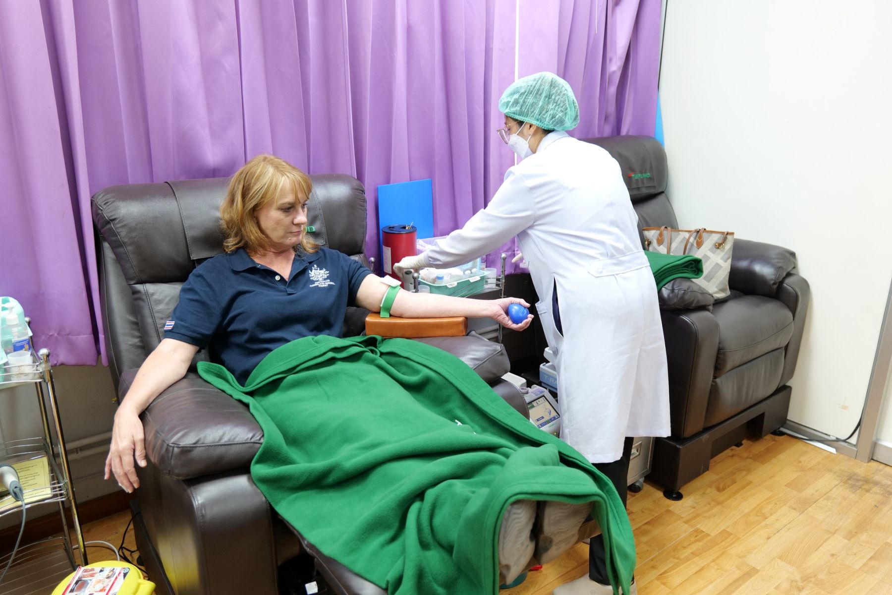Phuket expats unite for life-saving blood donation drive | News by Thaiger
