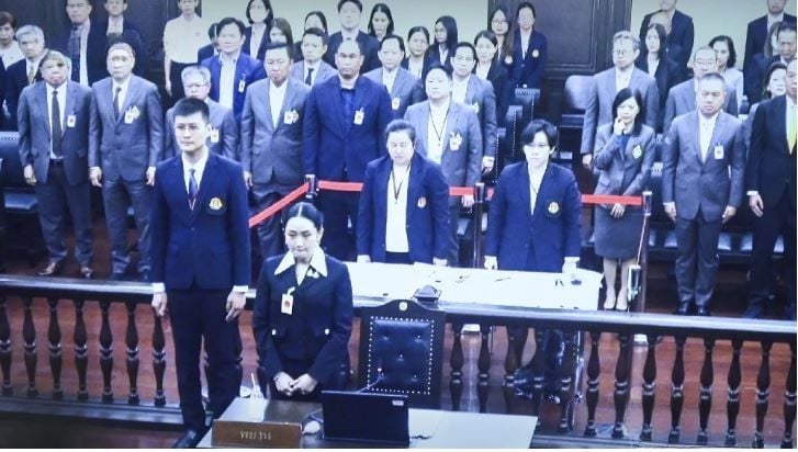 Paetongtarn's fate fast-tracked in leaked clip scandal | News by Thaiger