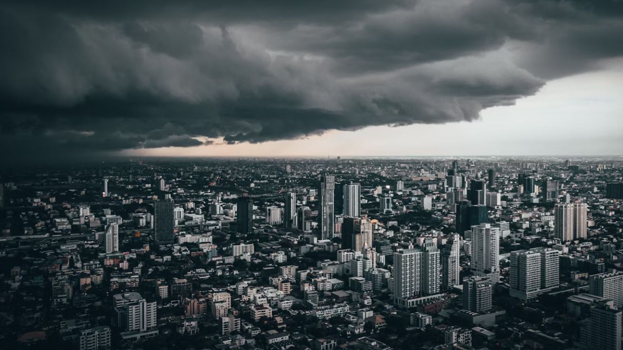 Tropical Storm Kajiki set to bring heavy rain to 55 provinces | Thaiger
