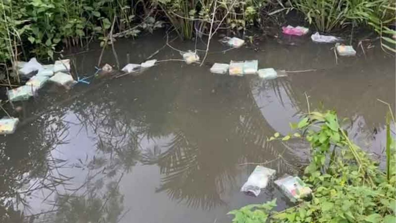 Massive drug haul found floating in Samut Songkhram canal | Thaiger