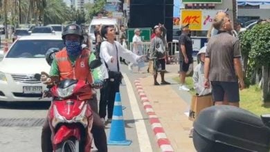 Chinese woman rescued from Pattaya hotel balcony in dramatic operation | Thaiger