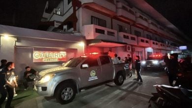 Pattaya police raid pub, detain 16 for drugs, illegal work | Thaiger