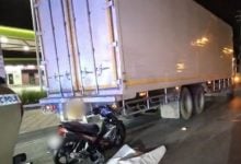 GrabFood rider dies in collision with parked truck in Bangkok | Thaiger