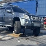 Three children injured in motorcycle crash with car in Thanyaburi | Thaiger