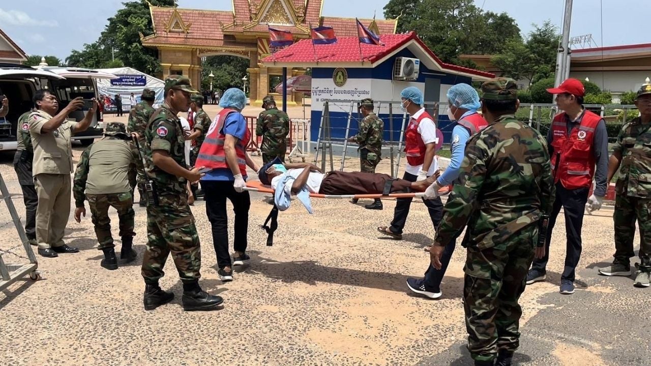Cambodian soldiers returned