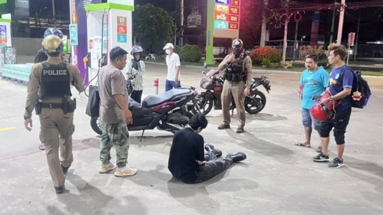 Self-defence claimed in stabbing of Thai singer