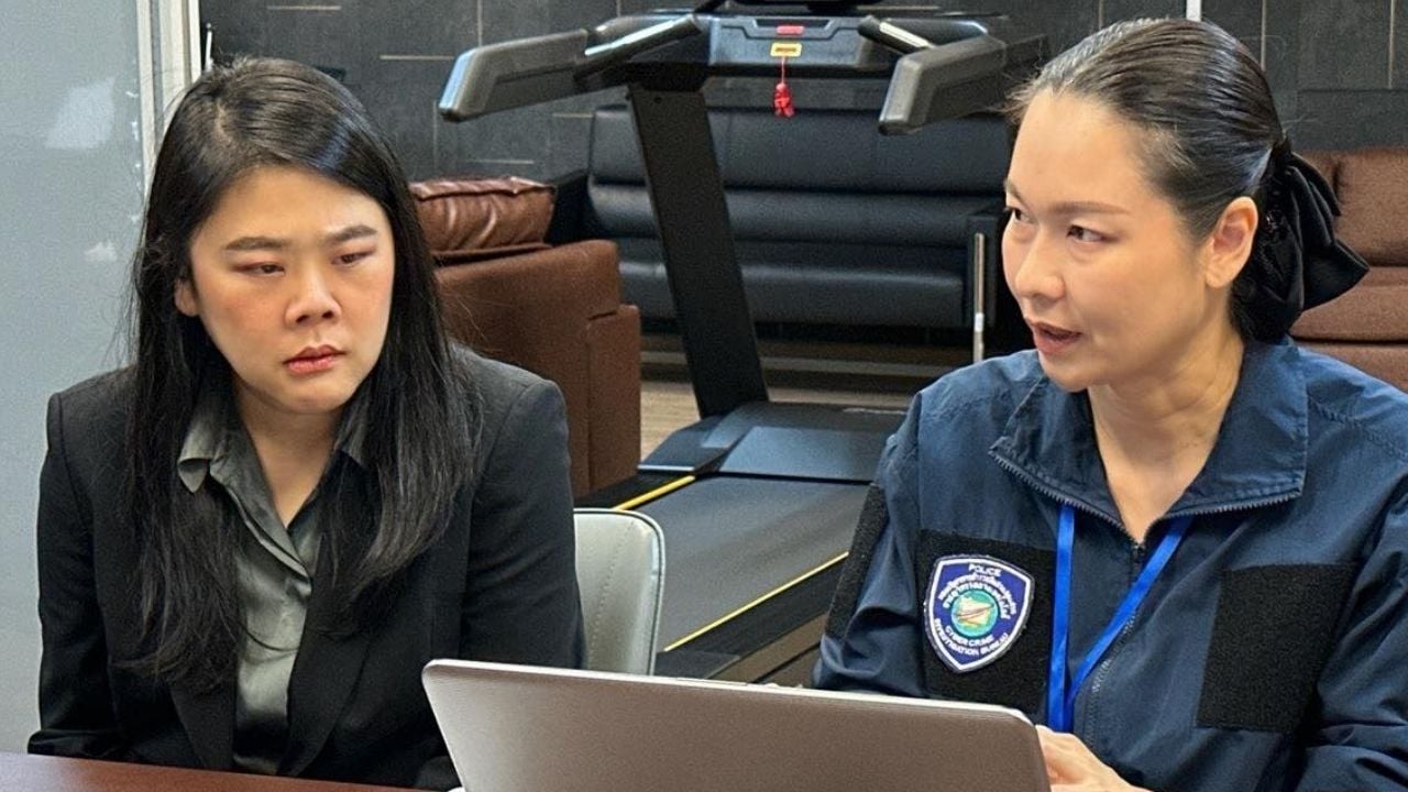 Thaksin's family accused of bein spy