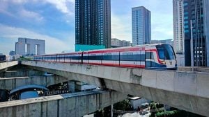 Bangkok BTS trains wrapped in Thai flag as tribute to border soldiers | Thaiger