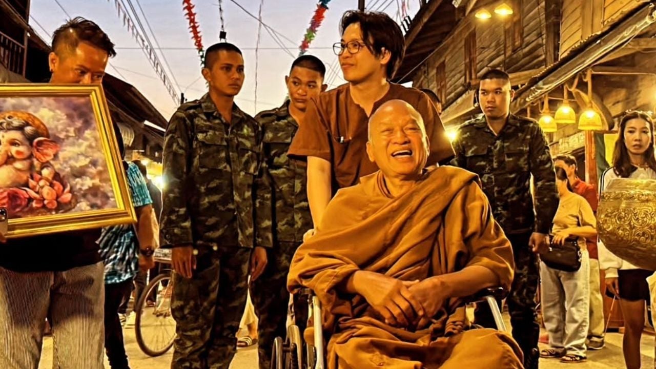 Thai spiritual mediuam accused of stealing donation for AIDS patients