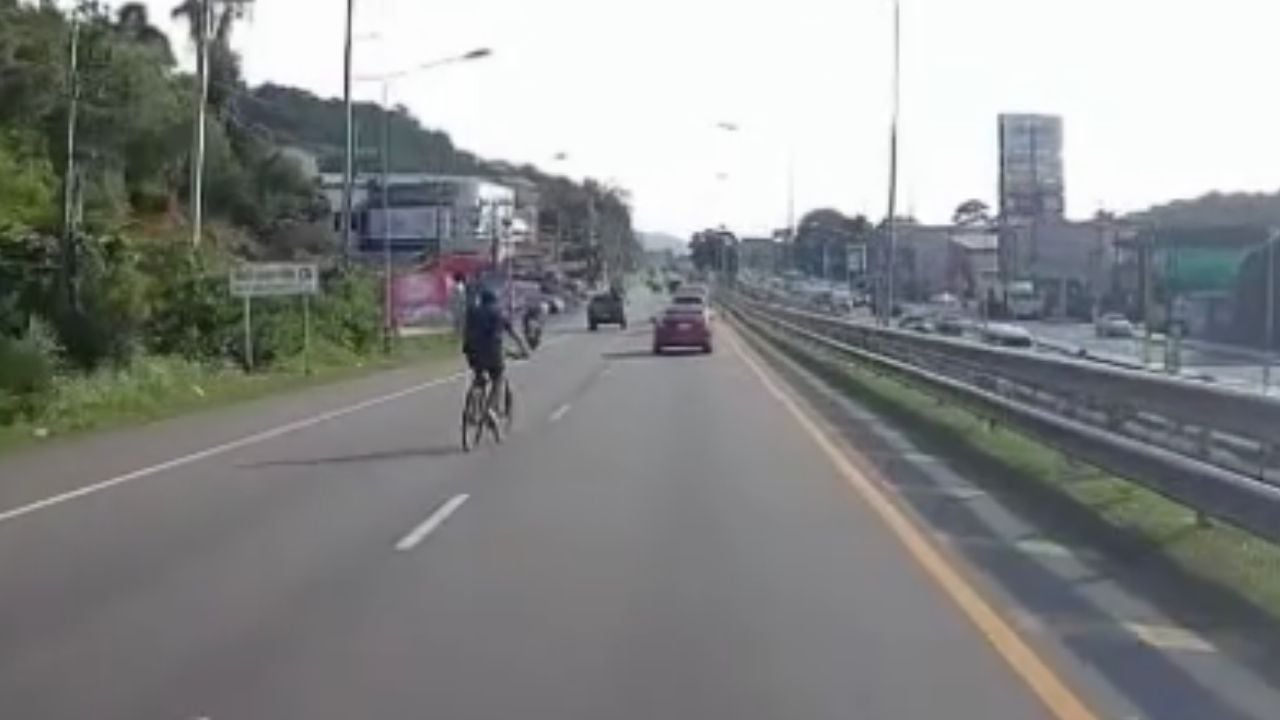 Phuket netizens slam foreign cyclist for reckless lane change | Thaiger
