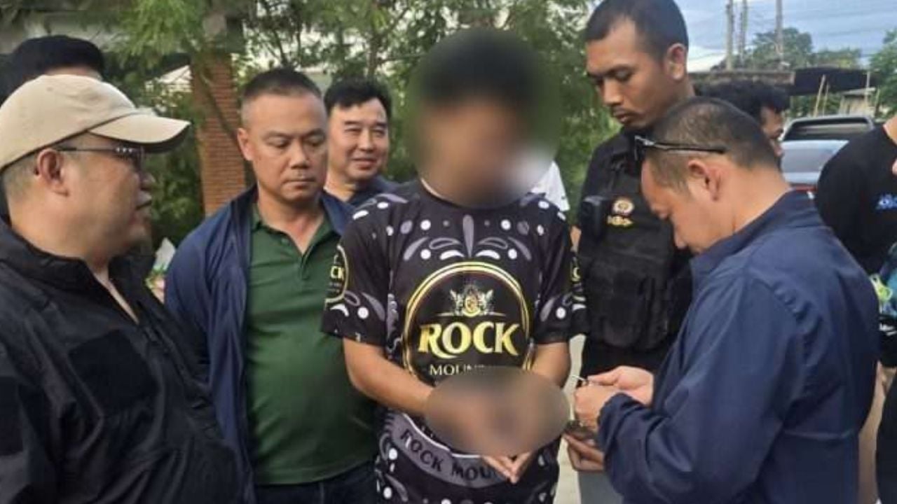 Thai man arrested for 8 million baht gold robbery in Samut Prakan | Thaiger