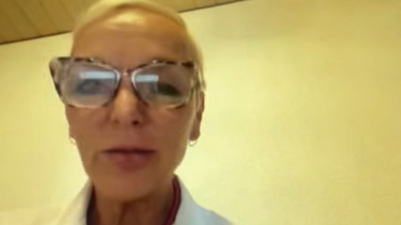 Former foreign volunteer shares she was removed for aiding patient