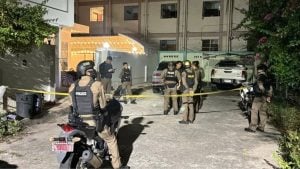 2 Chinese men hunted after holding Thai woman captive in Pattaya | Thaiger