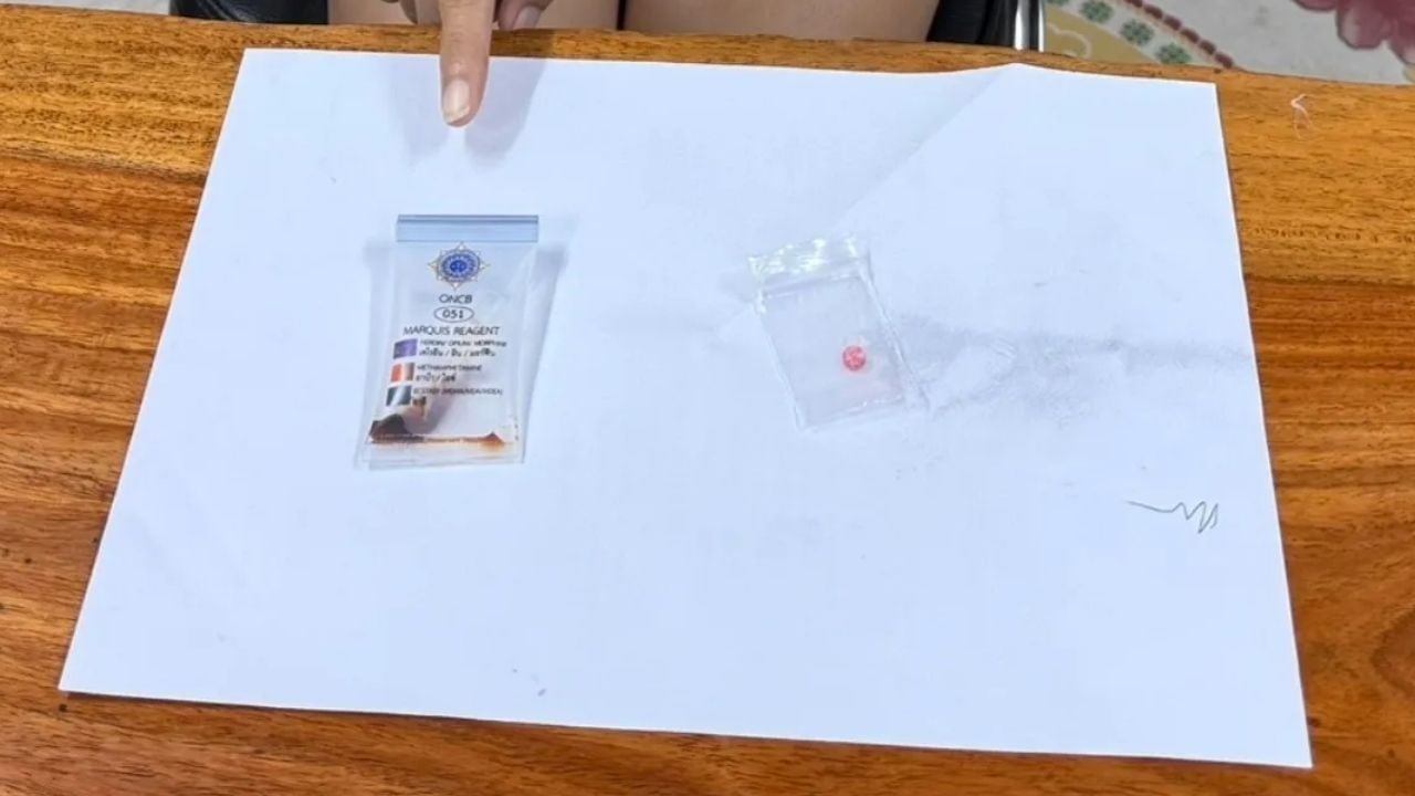 Thai woman caught smuggling drugs to boyfriend detained in police station | News by Thaiger