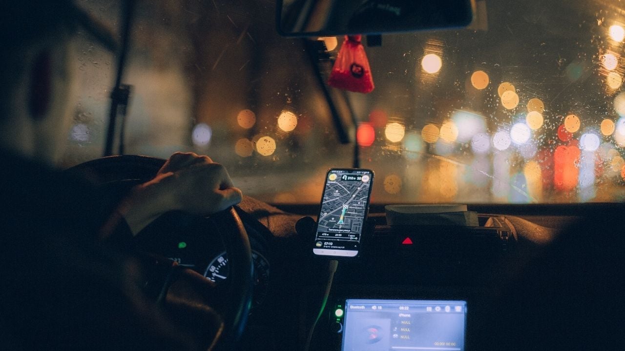 Foreign teacher files rape complaint against Phuket app-based taxi driver | Thaiger