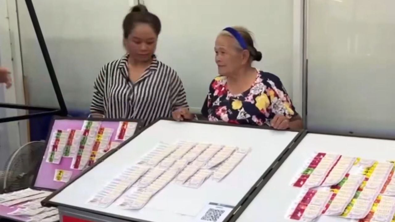 Thai man escapes with 51 lottery tickets using fake transfer slip | Thaiger