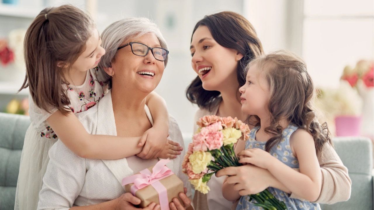 How is Mother’s Day celebrated in Thailand? | Thaiger