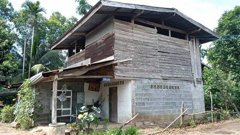 Surin father pleads for return of son taken for deportation | News by Thaiger
