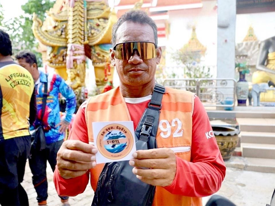 Pattaya launches sticker crackdown on Koh Larn vehicles | News by Thaiger