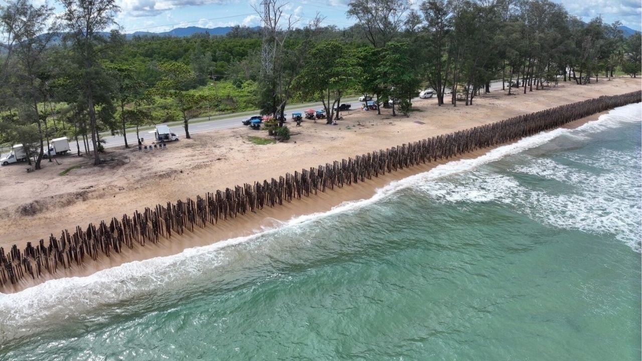 Phuket sand fence project launched to combat coastal erosion | Thaiger