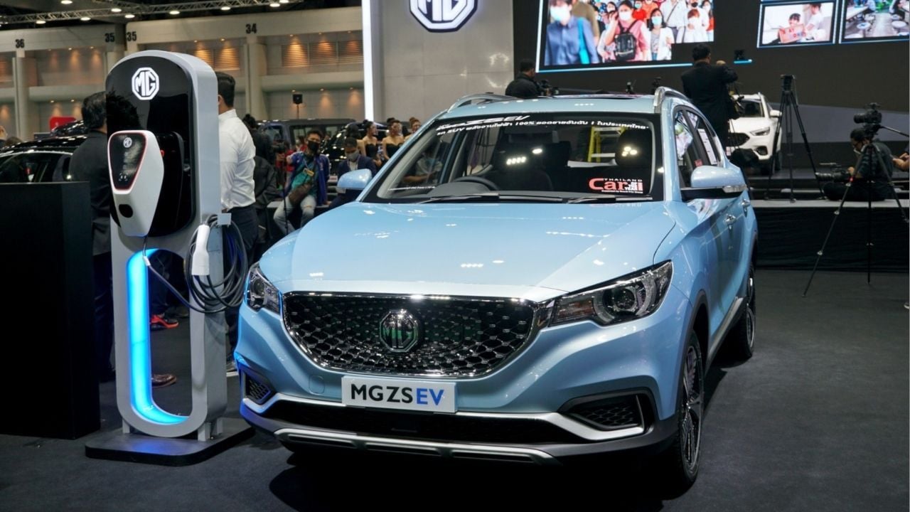 Thaksin pushes for high EV tax to protect Thailand’s car industry | Thaiger