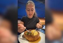 British woman in Thailand raves over epic English roast fix (video) | Thaiger