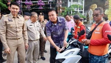 Pattaya launches sticker crackdown on Koh Larn vehicles | Thaiger