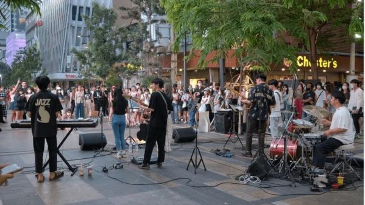 Bangkok tops global Gen Z city list | Thaiger