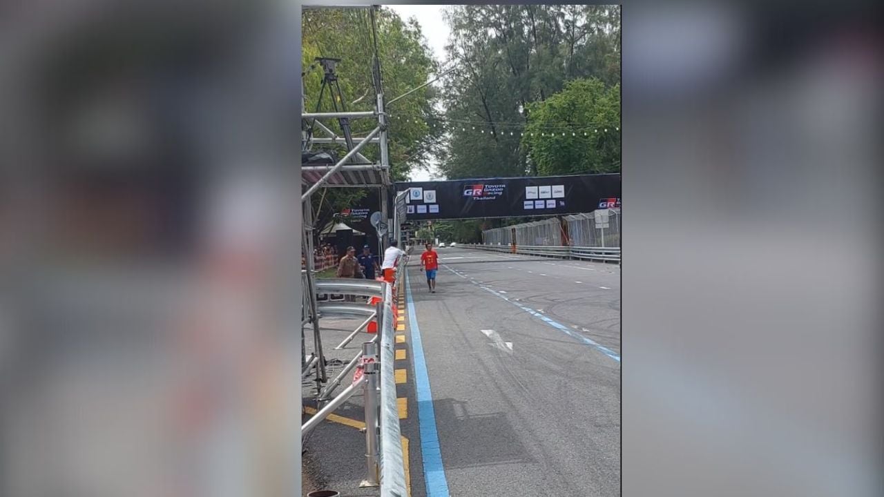 Thai man pulled to safety in Phuket racetrack drama (video) | Thaiger