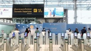 Free flights frenzy: Tourists lured with 700 million baht giveaway | Thaiger