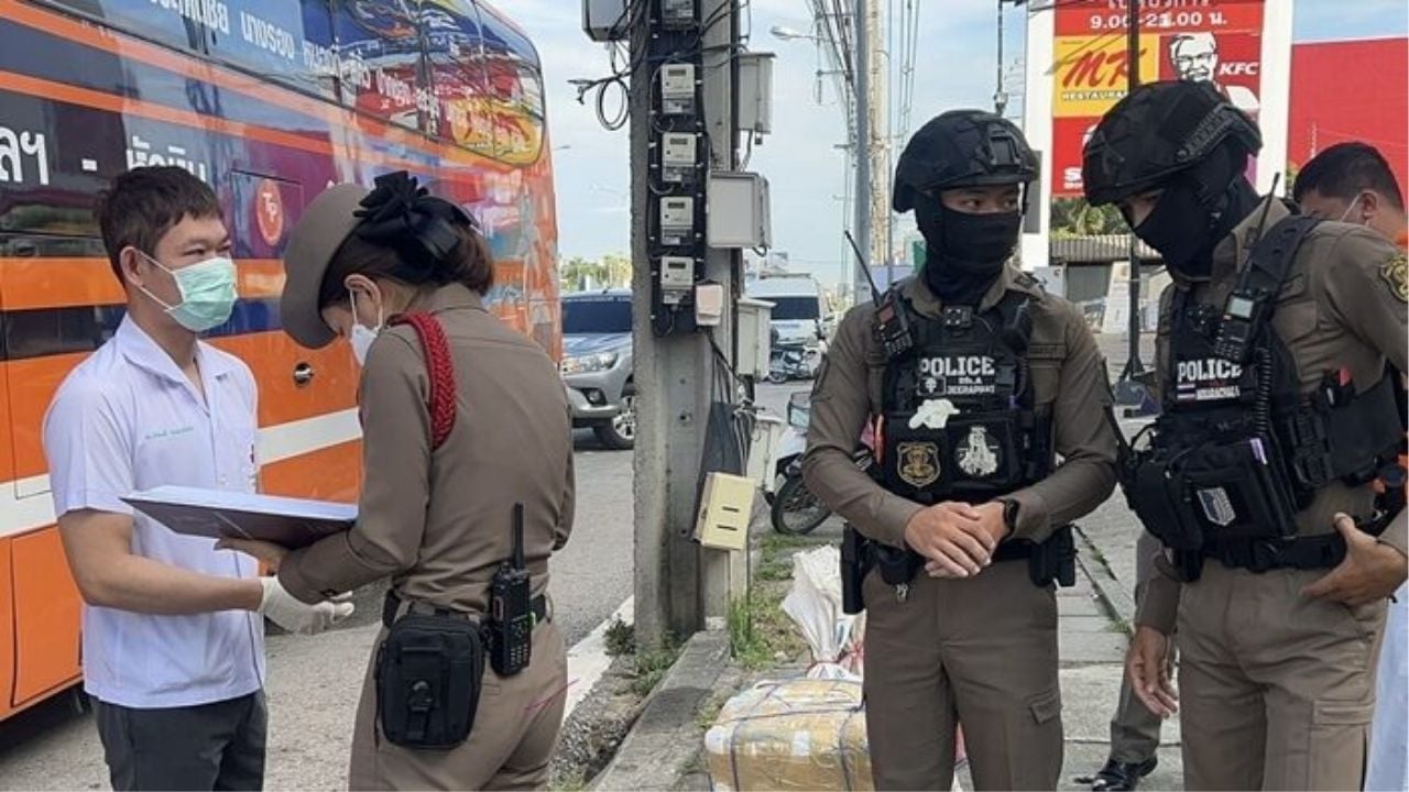 Journey’s end: Woman found dead on tour bus in Phetchaburi | Thaiger
