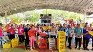 Pattaya locals turn trash into treasure in DIY workshop | Thaiger