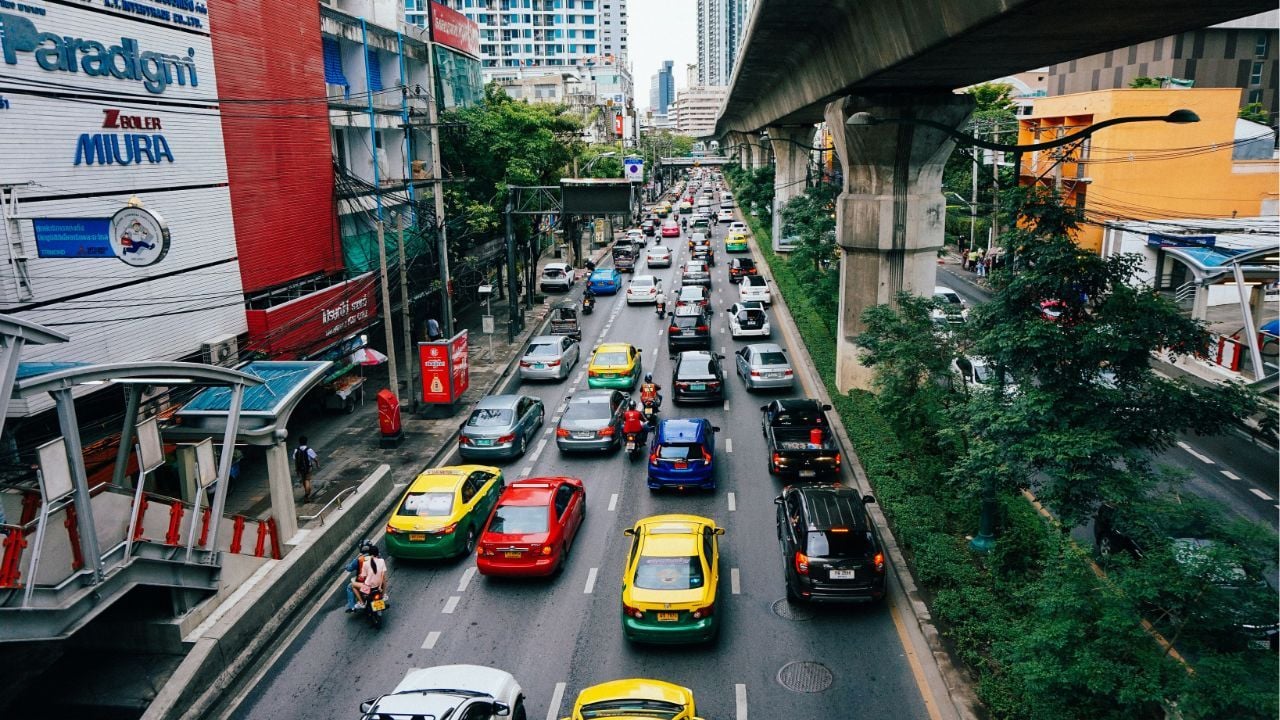 Example of Bangkok traffic | Photo by Connor Williams from Unsplash