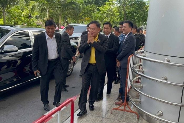 Thaksin faces jail as court drops royal insult verdict | News by Thaiger