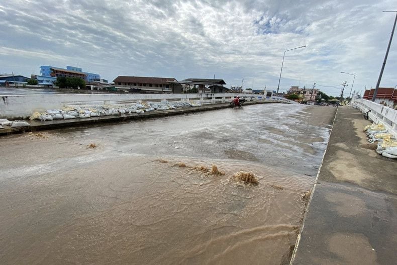 Thailand storm alert: Tropical system barrels in with torrential rain | News by Thaiger