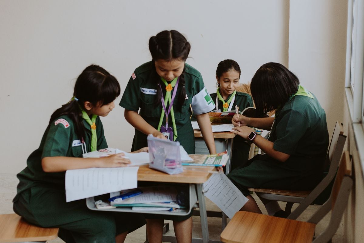 Senate proposes aid reduction for Cambodian students | News by Thaiger