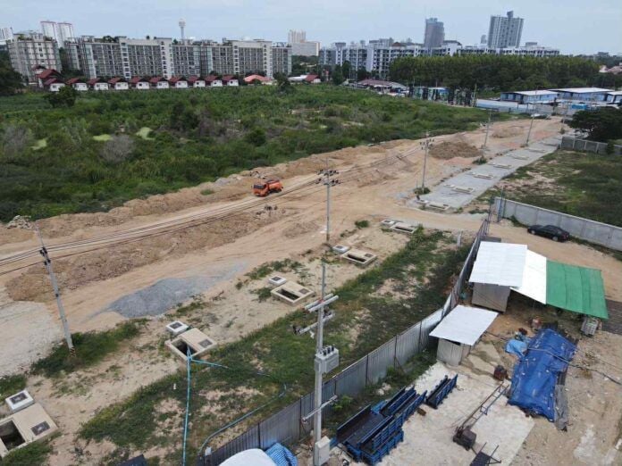 Furious Pattaya locals slam 4-year roadworks nightmare | News by Thaiger