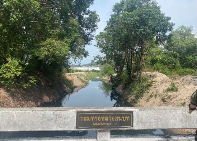 Phuket sand fence project launched to combat coastal erosion | News by Thaiger