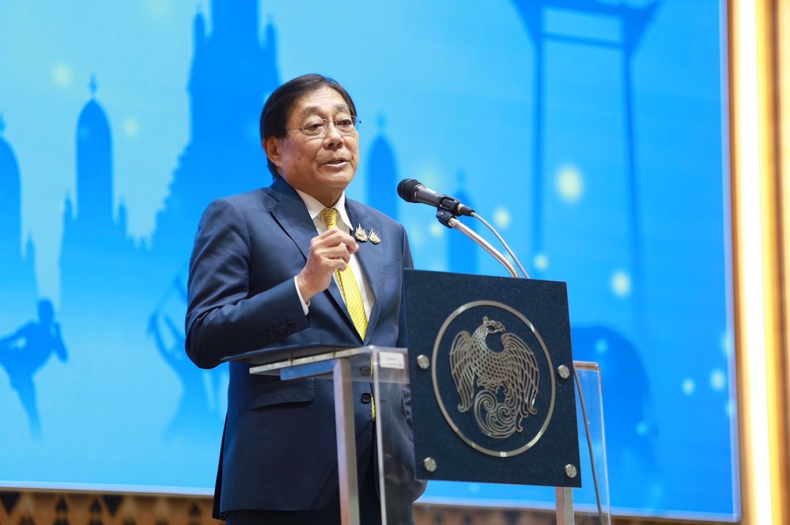 Thailand launches world-first crypto tourist pay scheme | News by Thaiger