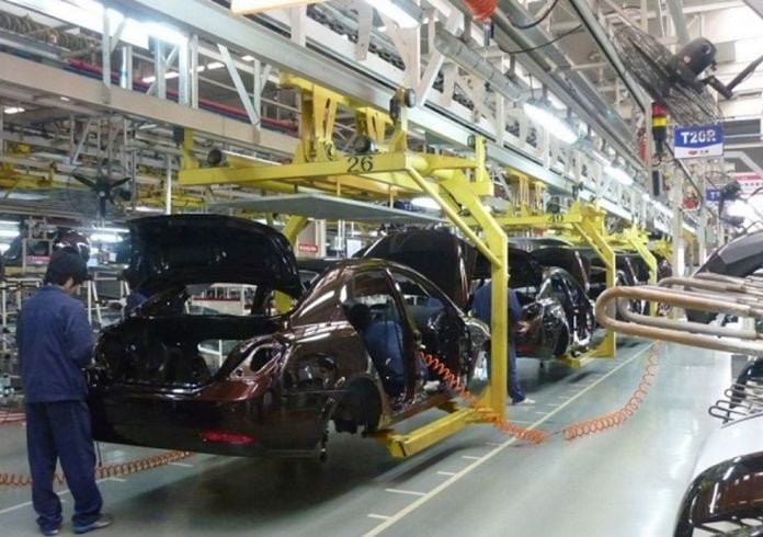 Thai car production slumps as debt and tariffs bite | News by Thaiger