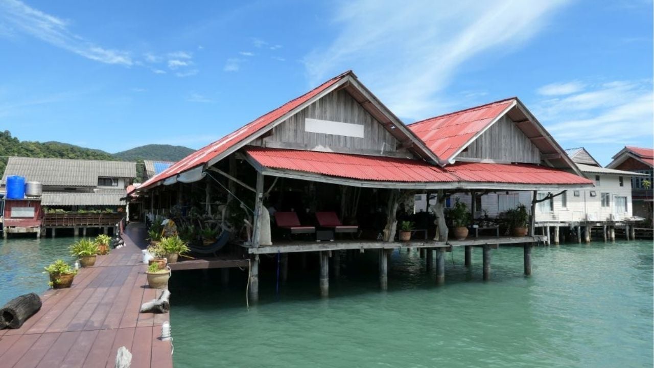 A view of Bang Bao Fishing Village | Photo taken from the Koh Chang website
