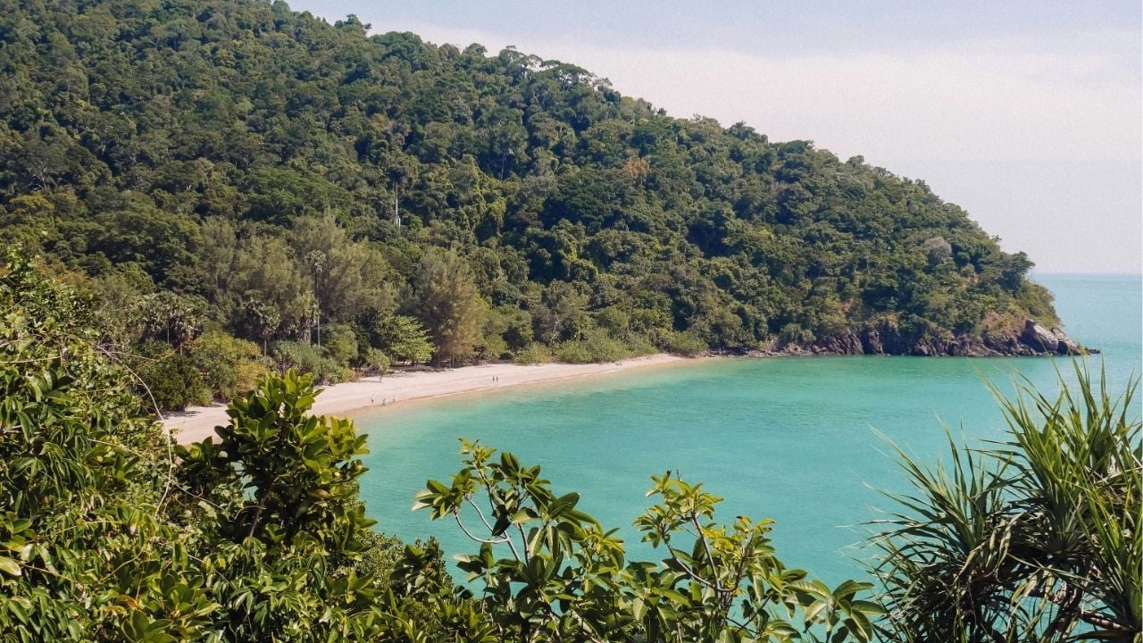The seacrets of Thailand: Koh Lanta and Koh Chang | Thaiger