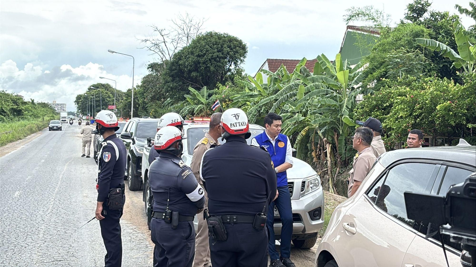 Tourists stranded as flash floods swamp Pattaya streets | News by Thaiger