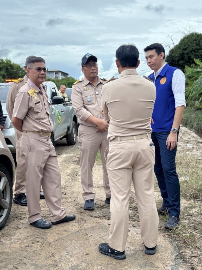 Tourists stranded as flash floods swamp Pattaya streets | News by Thaiger