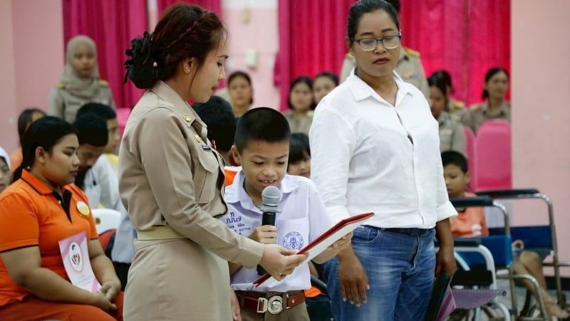 Scholarships awarded to 119 disabled children in Phuket | News by Thaiger