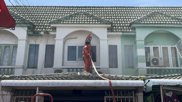 Welding sparks blaze in Pattaya home, sisters flee fire | News by Thaiger