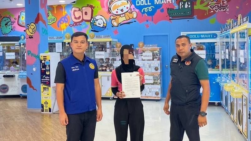 Thalang cracks down on illegal claw machines in malls | News by Thaiger