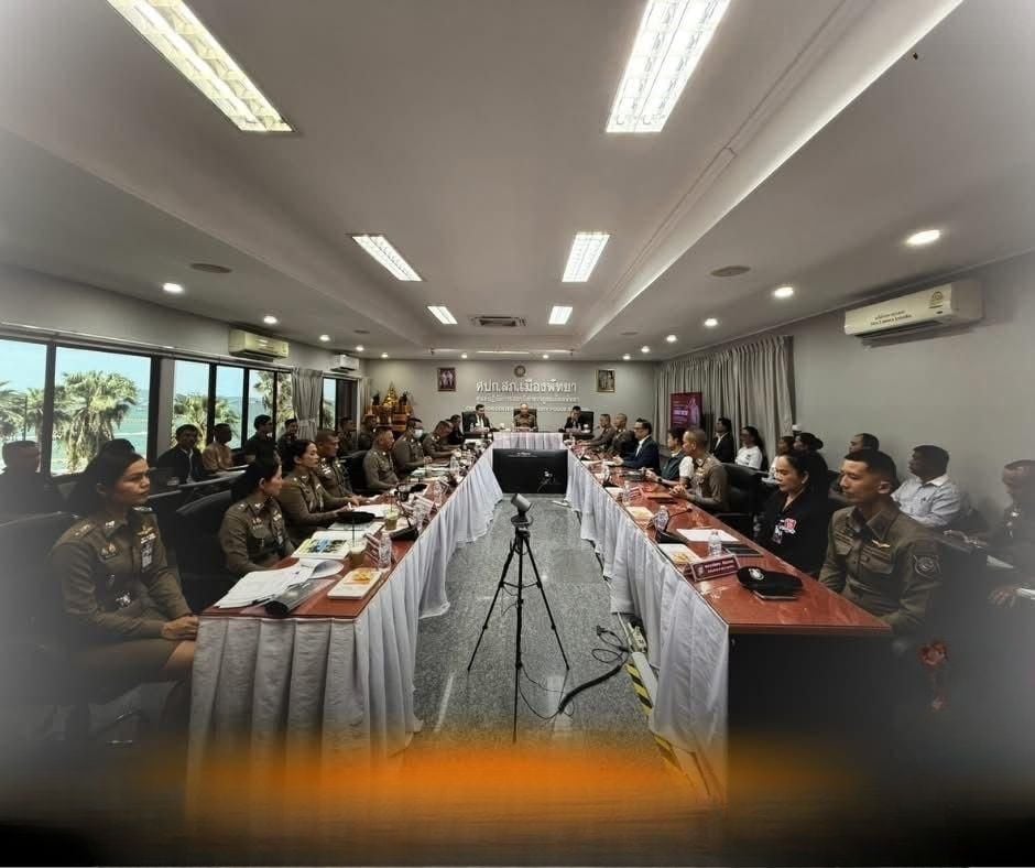 Pattaya police bag award for teaming up with locals | News by Thaiger