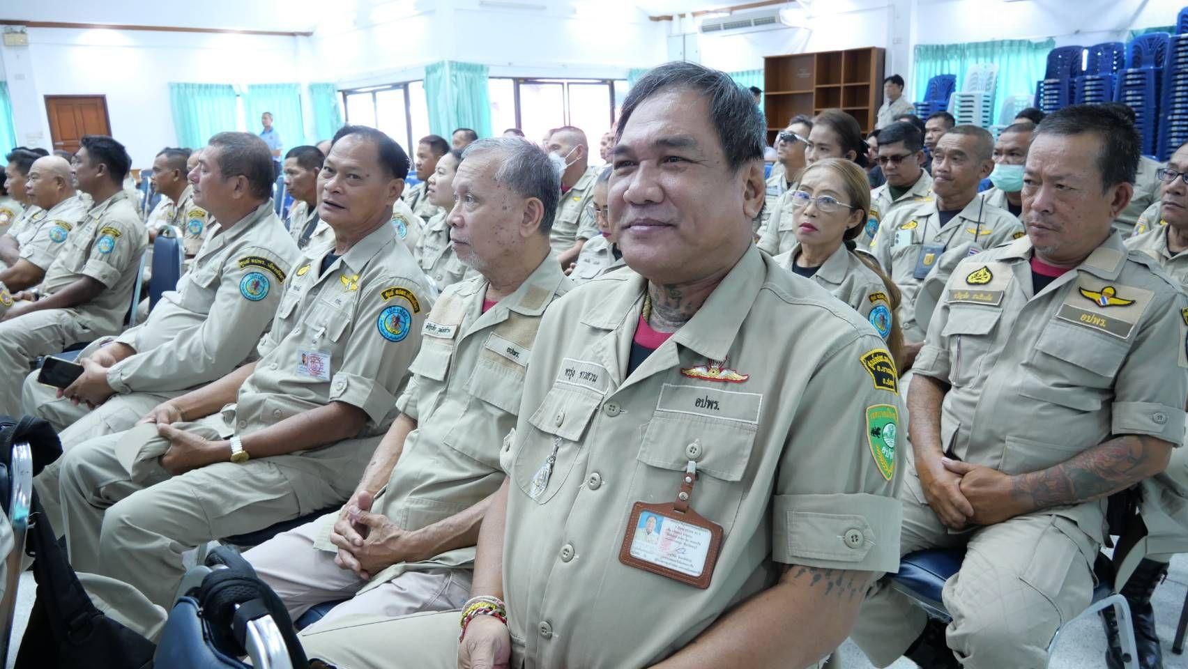 Bang Lamung trains 150 volunteers for disaster response | News by Thaiger
